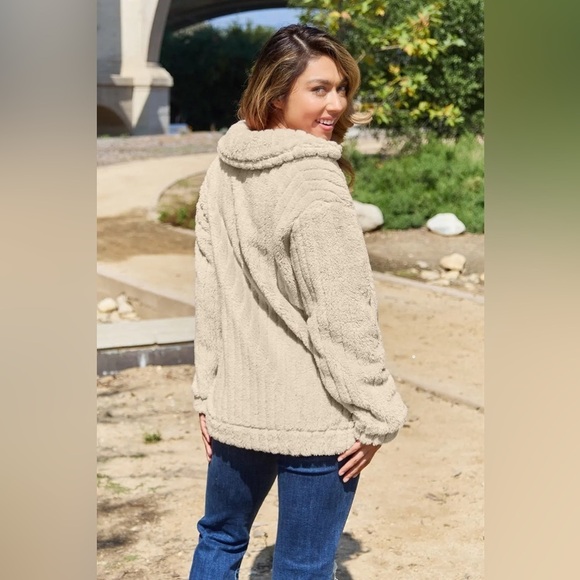 Posh Pocketed Collared Zip Up Jacket - Picture 2 of 4